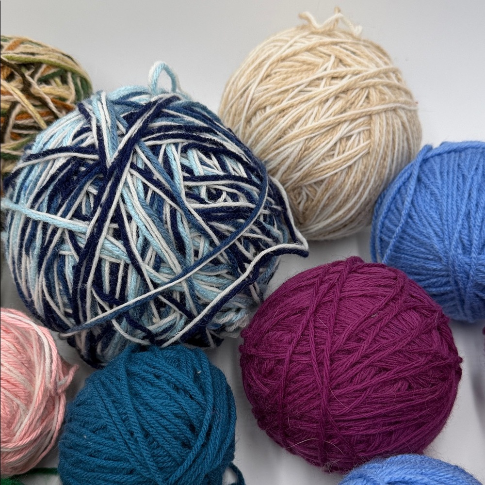 Colorful Yarn Ball Collection - Picture 3 of 6